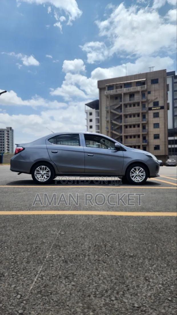 Mitsubishi Attrage 2021 Gray