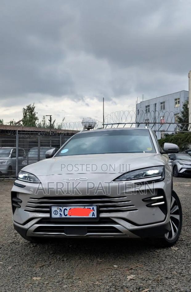 BYD Song Plus 1.5 CVT Hybrid AWD 2024