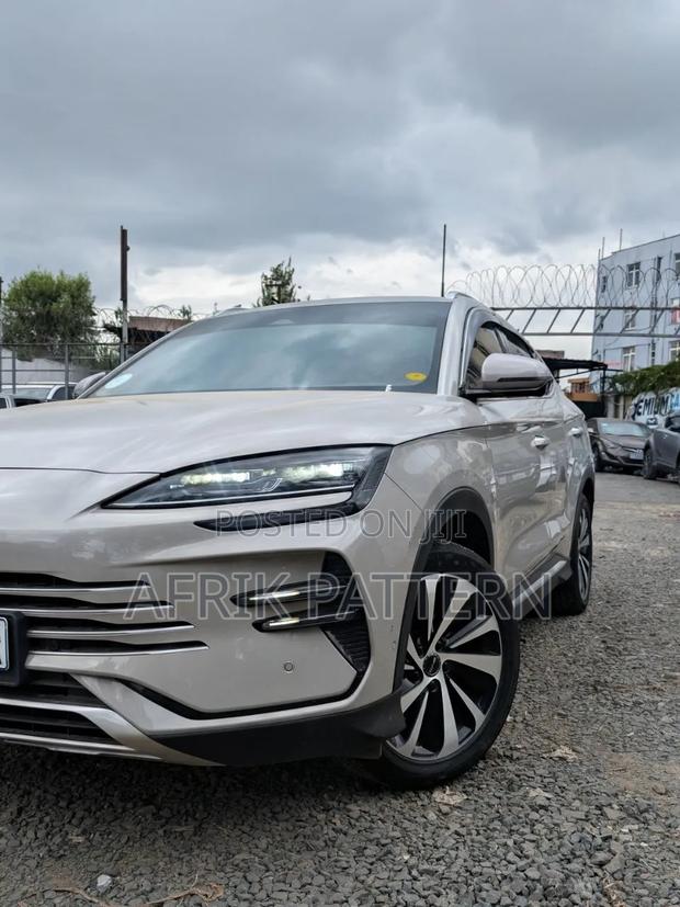 BYD Song Plus 1.5 CVT Hybrid AWD 2024