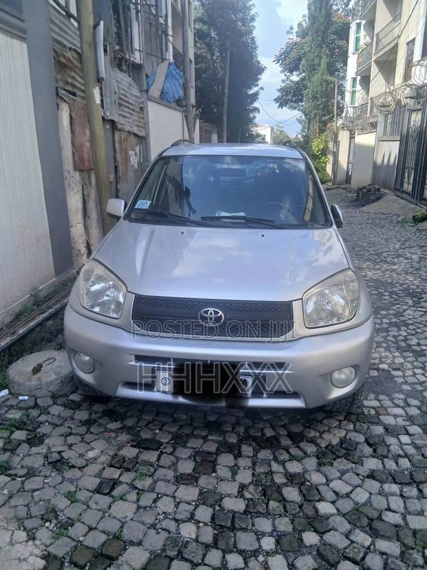 Toyota RAV4 1.8 2005 Silver