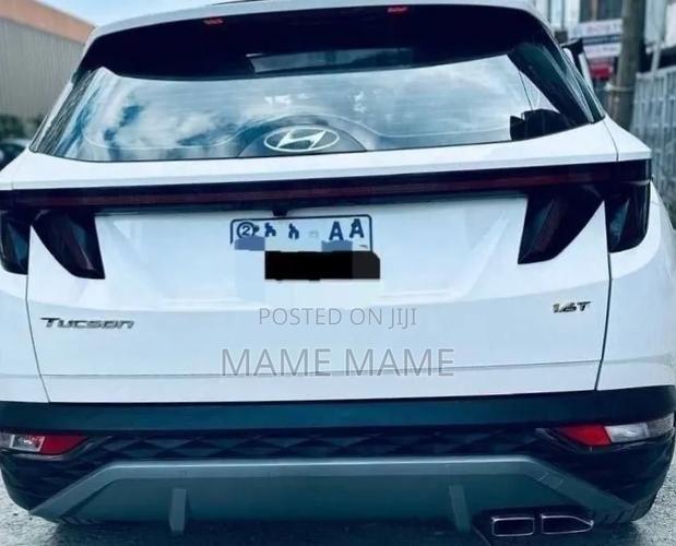 Hyundai Tucson 2022 White