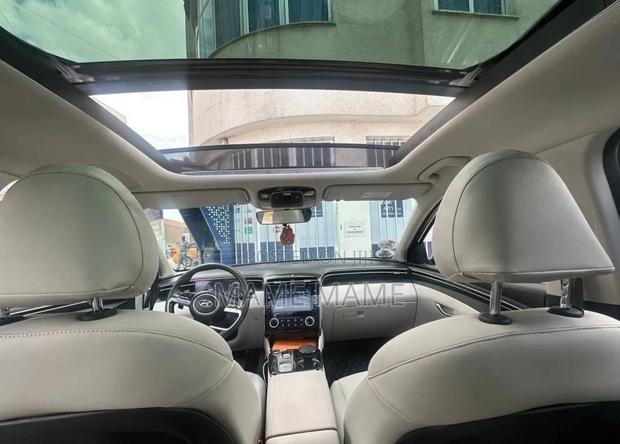 Hyundai Tucson 2022 White