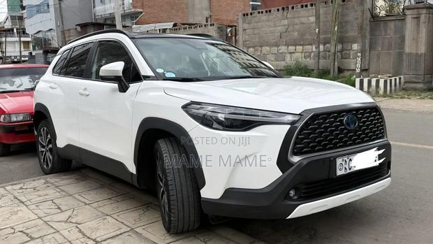 Toyota Corolla Cross 2023 White