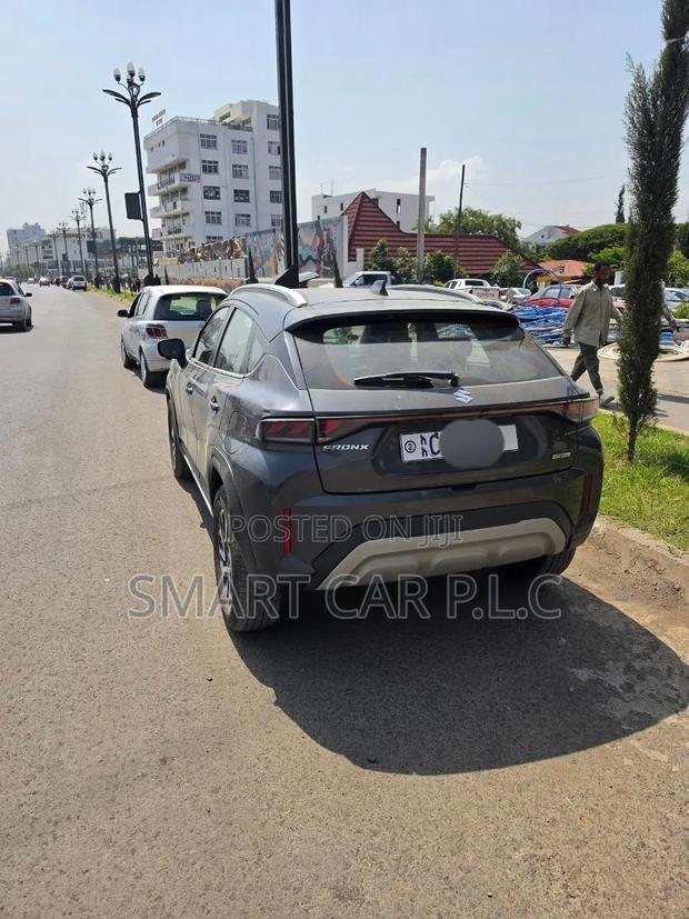 Suzuki Fronx 2025 Gray