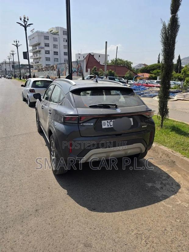 Suzuki Fronx 2025 Gray