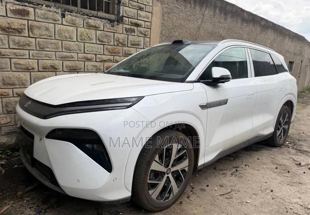 New BYD Tang DM-i 2025 Black