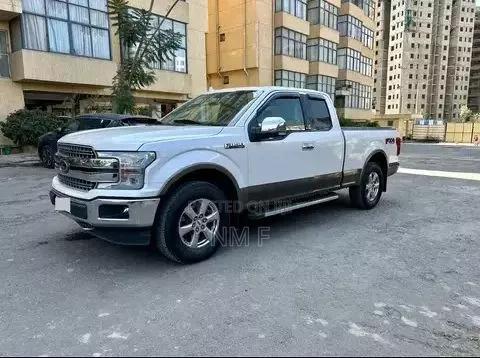 Ford F-150 Lariat 4x4 SuperCab Styleside 6.5 ft. box 145 in. WB 2020 White
