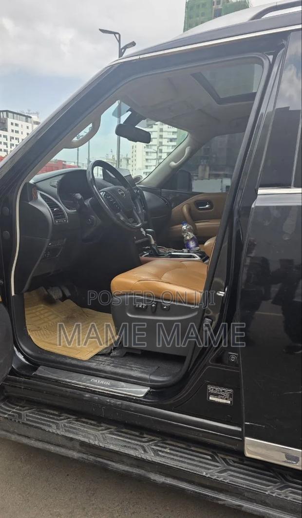 Nissan Patrol 2017 Black