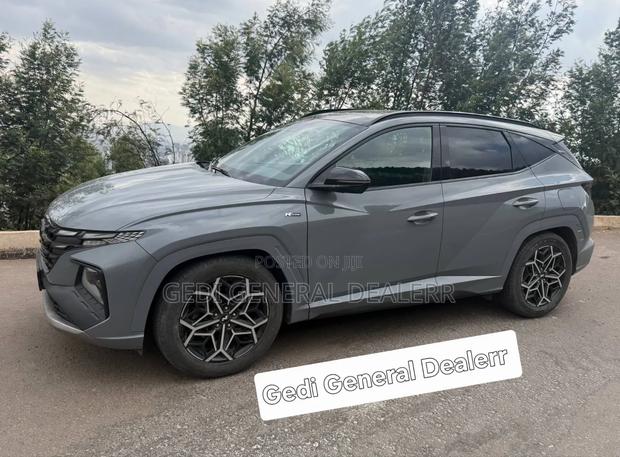 Hyundai Tucson 2022 Gray