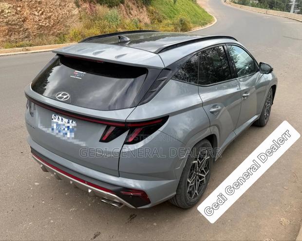 Hyundai Tucson 2022 Gray