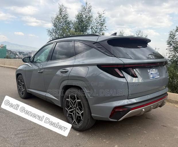 Hyundai Tucson 2022 Gray