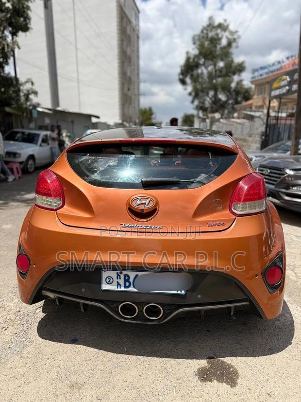 Hyundai Veloster 2014 Orange