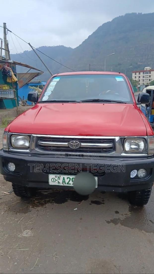Toyota Hilux 1999
