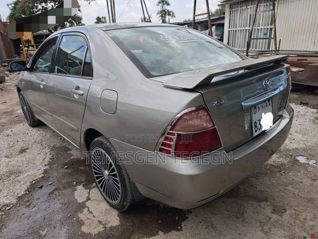 Toyota Corolla 2005