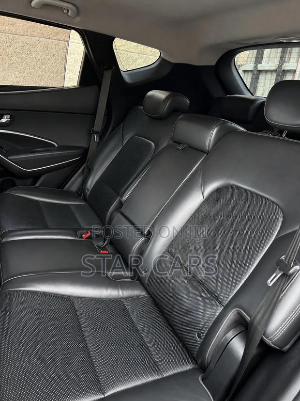 Hyundai Santa Fe Limited FWD 2016 Gray