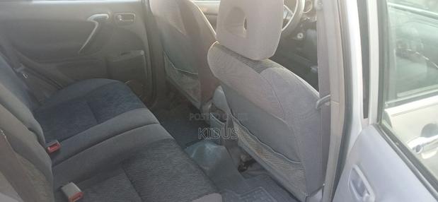 Toyota RAV4 Base FWD 2001 Silver