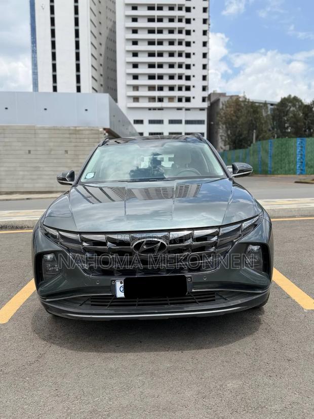 Hyundai Tucson 2022 Gray
