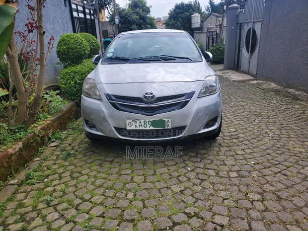 Toyota Yaris 1.0 VVT-i 2007 Silver