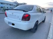 Toyota Platz 2001 White for sale