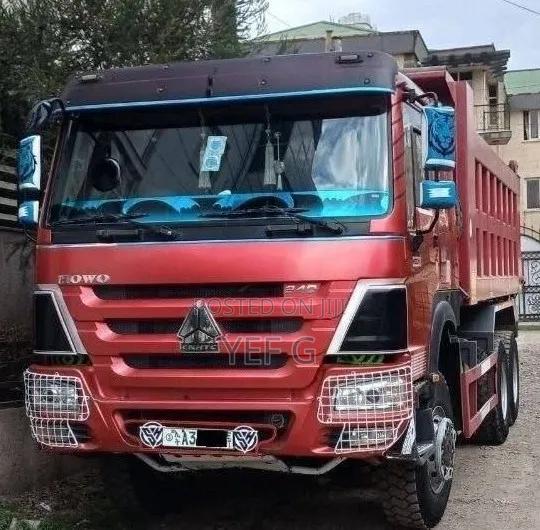 Sinotruk Howo 2024 Red