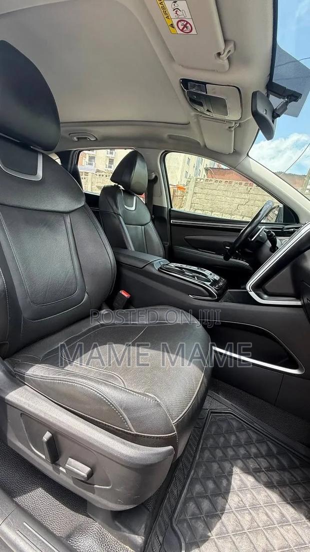 Hyundai Tucson 2023 Gray