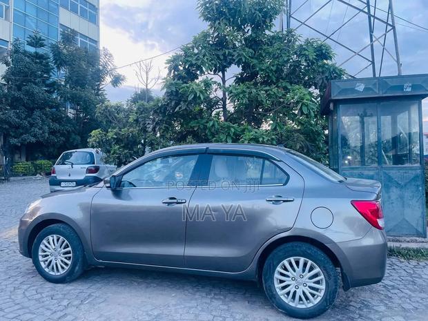 Suzuki Dzire 2022 Gray