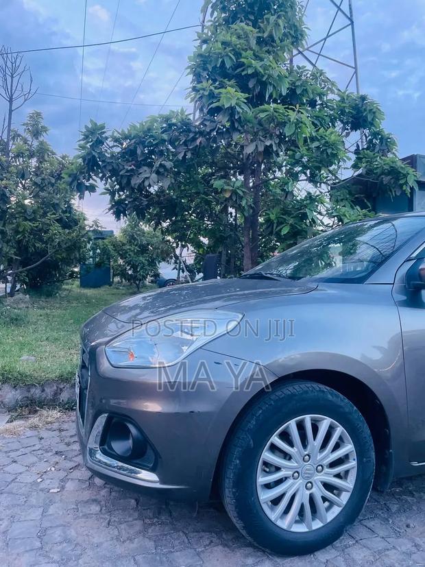 Suzuki Dzire 2022 Gray
