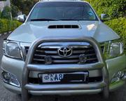 Toyota Hilux 3.0 D-4D 4x4 2013 Gold for sale