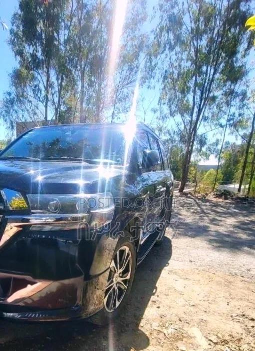 Toyota Land Cruiser 4.5 V8 VXR 2021 Black