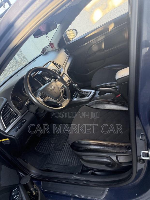 Hyundai Avante 2017 Gray