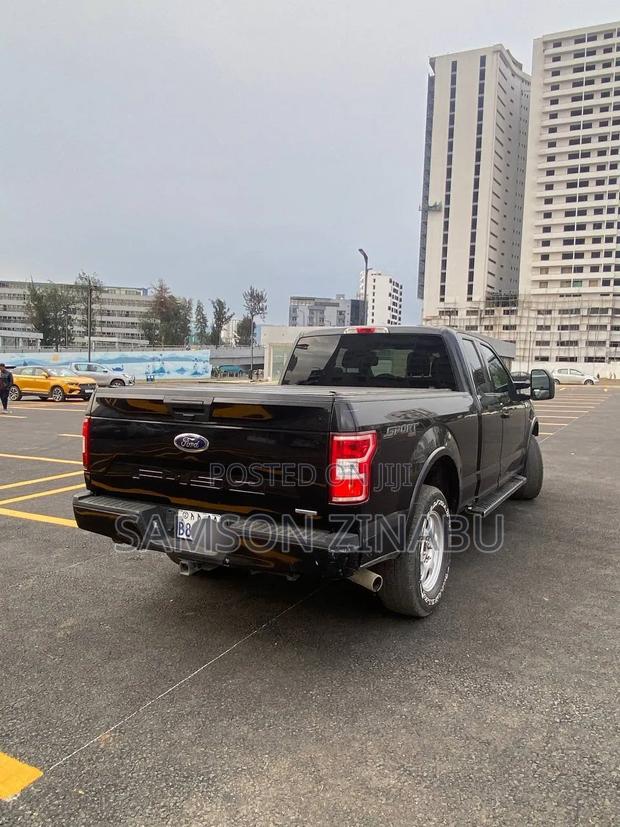 Ford F-150 2020 Black