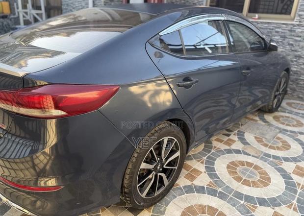 Hyundai Avante 2017