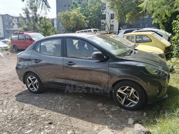 Hyundai I10 2022 Gray