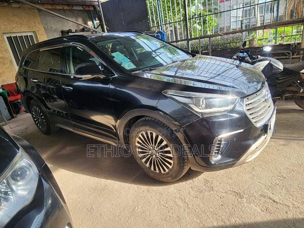 Hyundai Santa Fe 2017 Black
