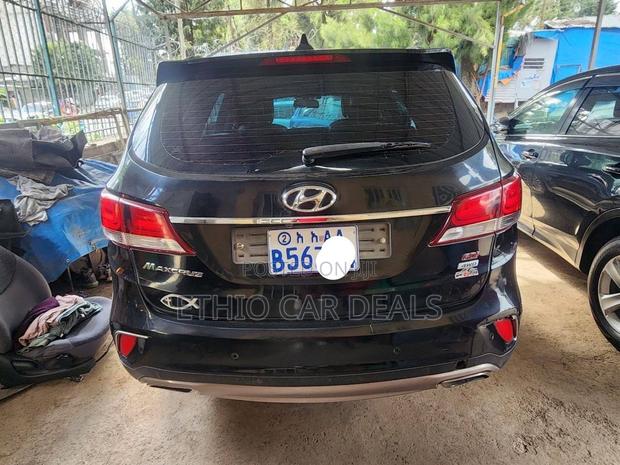 Hyundai Santa Fe 2017 Black