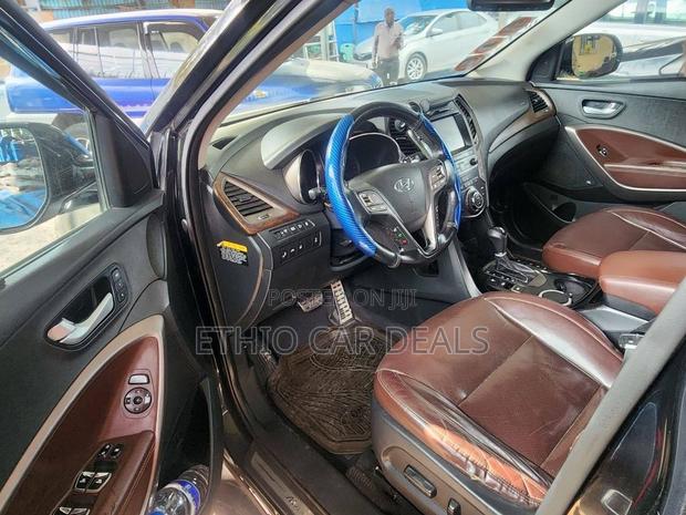 Hyundai Santa Fe 2017 Black
