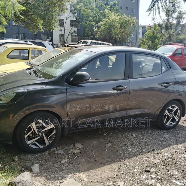 Hyundai I10 2022 Gray