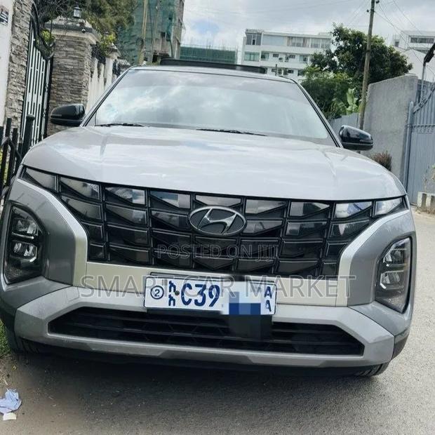 Hyundai Creta 2024 Silver