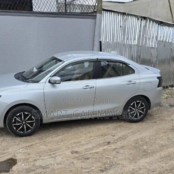 Suzuki Dzire 2025 Blue