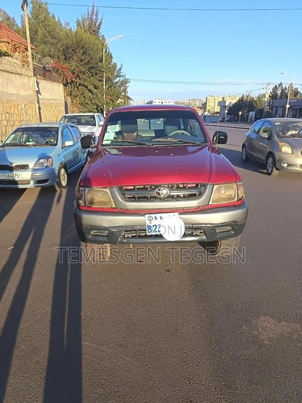 Toyota Hilux 2002