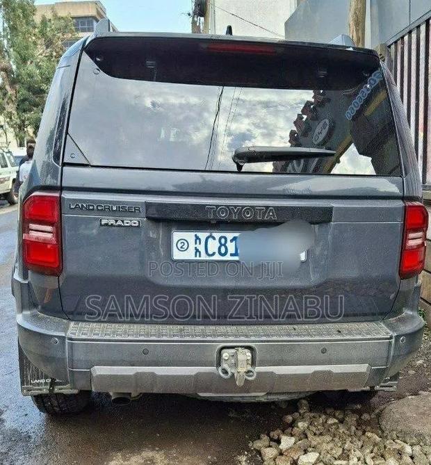Toyota Land Cruiser 2024