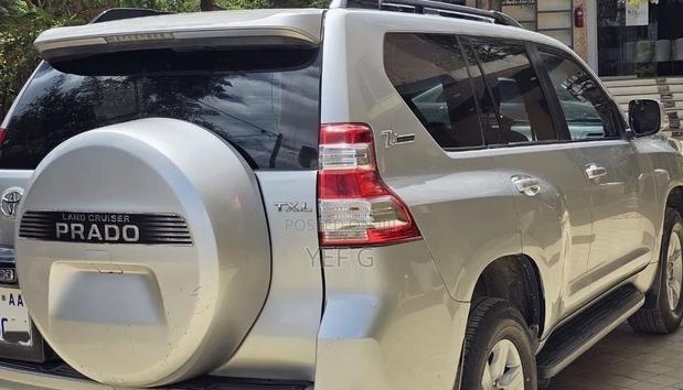 Toyota Land Cruiser Prado 2015