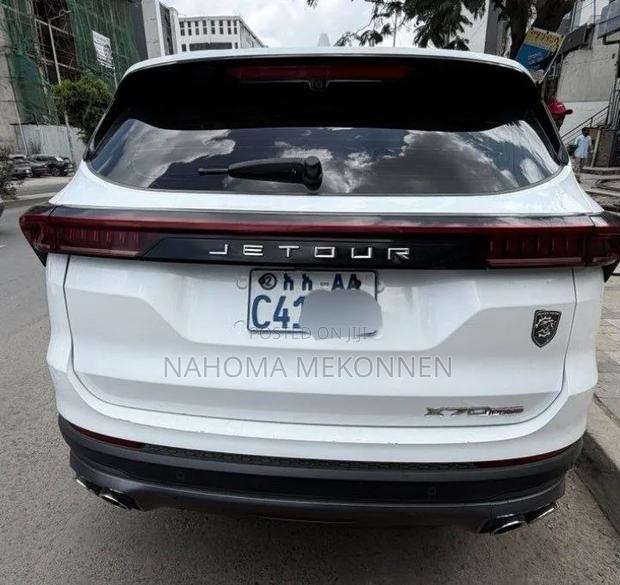 Jetour X70 Plus 2022 White