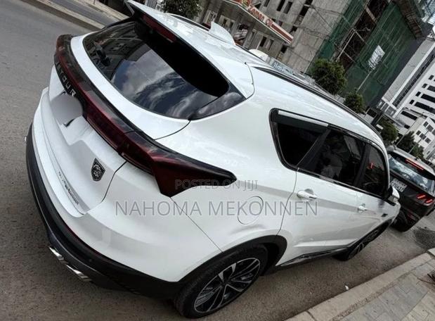 Jetour X70 Plus 2022 White