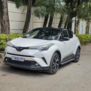 Toyota C-HR 2021 White for sale