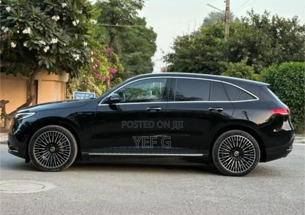 Mercedes-Benz EQC EQC400 4MATIC 2023 Black
