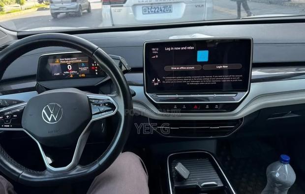 Volkswagen ID.6 2022 White