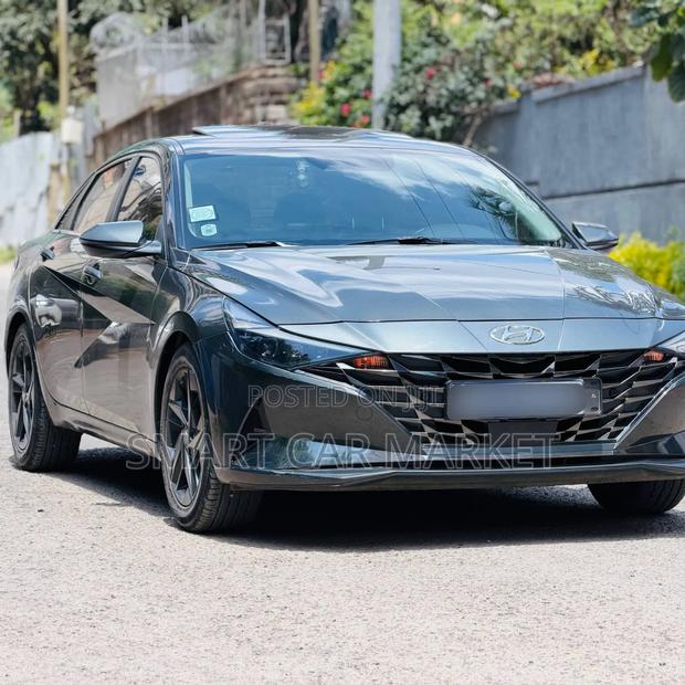 Hyundai Avante 2021 Gray