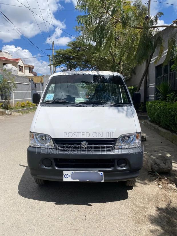 Suzuki Eeco 2025 White