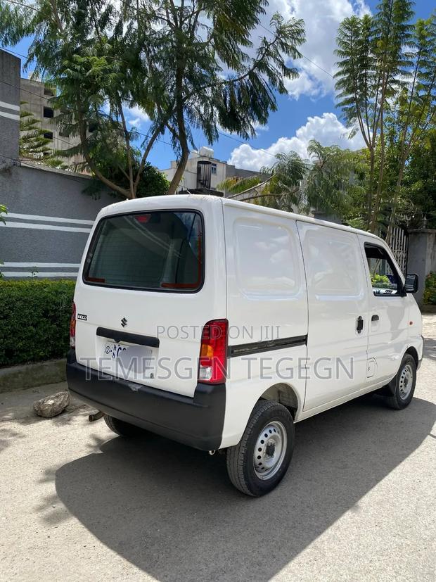 Suzuki Eeco 2025 White